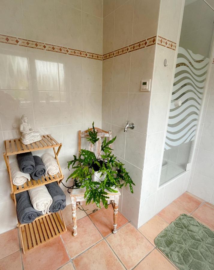 קלן Modernes Appartement Im Gruenen - Stilvoll Und Komfortabel מראה חיצוני תמונה
